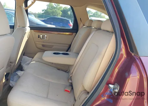 2008 Suzuki Xl7 z USA, uszkodzony, nr VIN 2S3DB117286107309